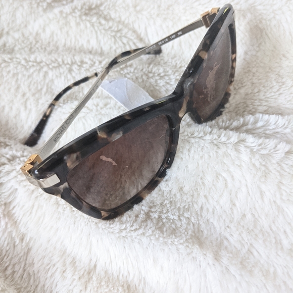 MICHAEL KORS MK2027 Audrina III Cat Eye Sunglasses
